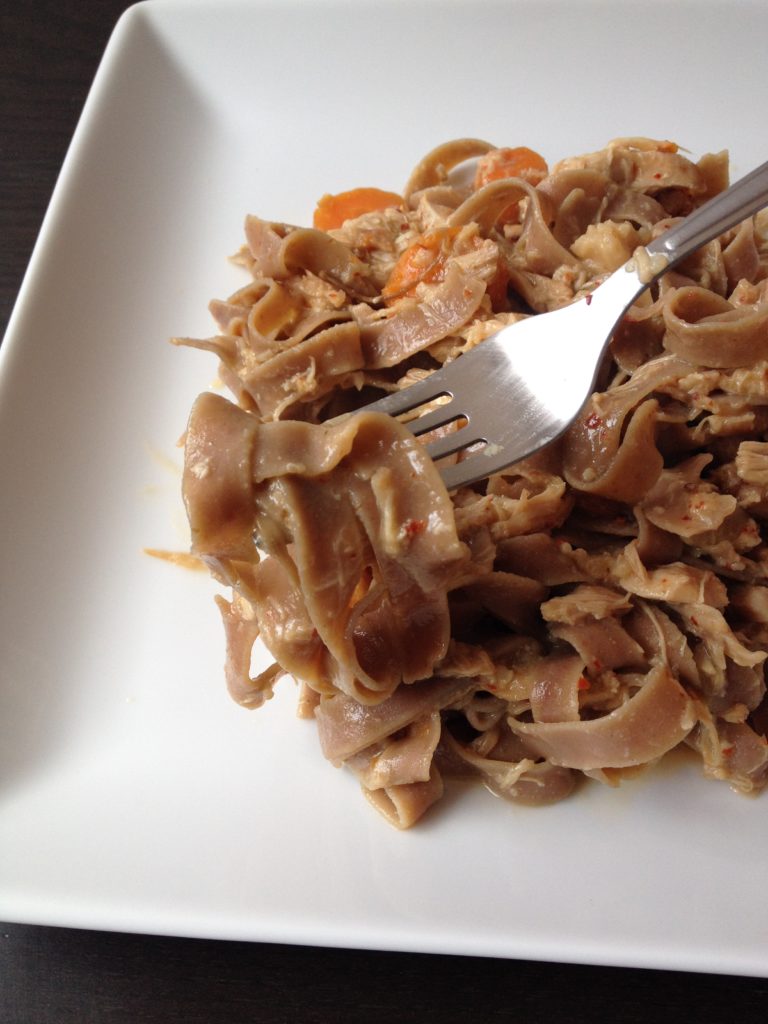Bisogno Pasta: Gluten-Free & Vegan with thai chicken