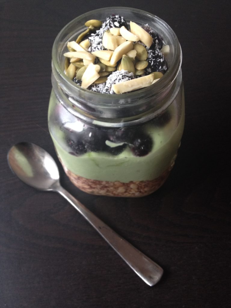 Overnight Kombucha Chia Oats with Matcha Green Tea Yogurt