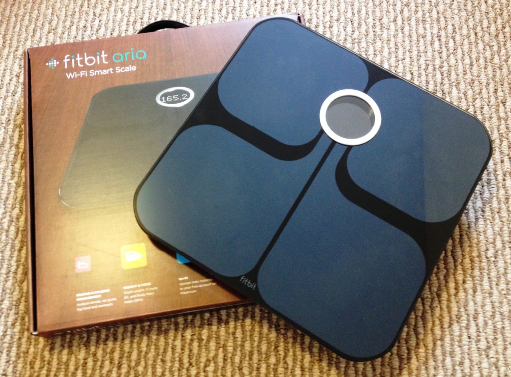 Review of Fitbit Aria - Smart scale with WLAN - Fitness Gadgets