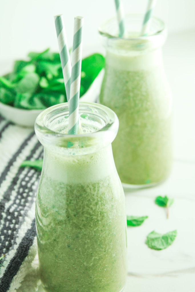 new year detox green smoothie recipe with mint