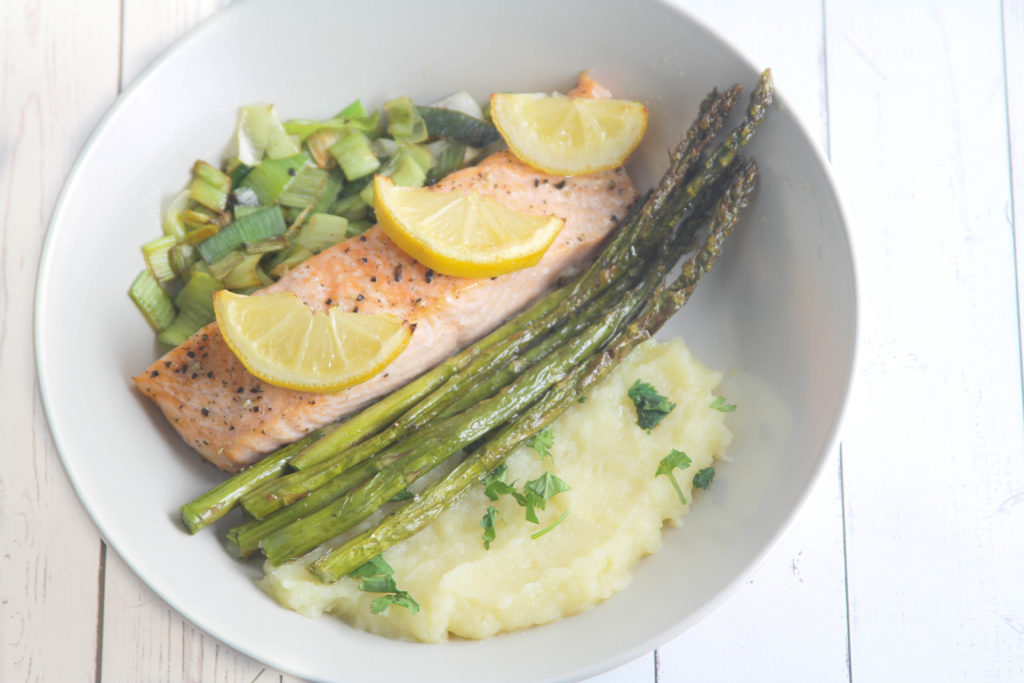 grilled salmon with parsnip mash and sauteed leeks