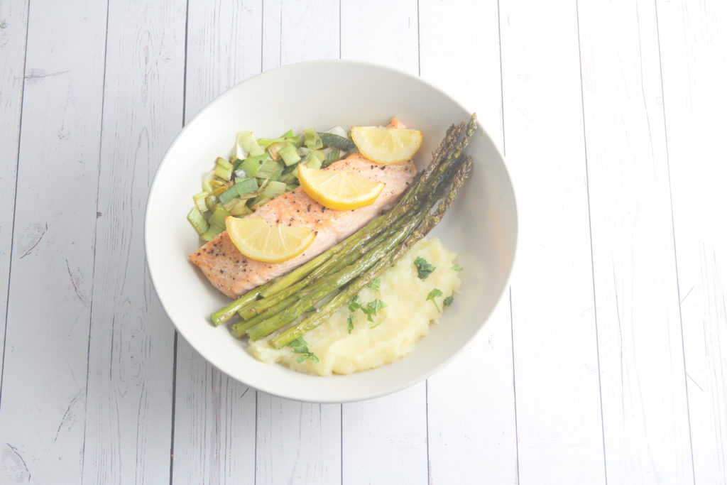 grilled salmon with parsnip mash and sauteed leeks